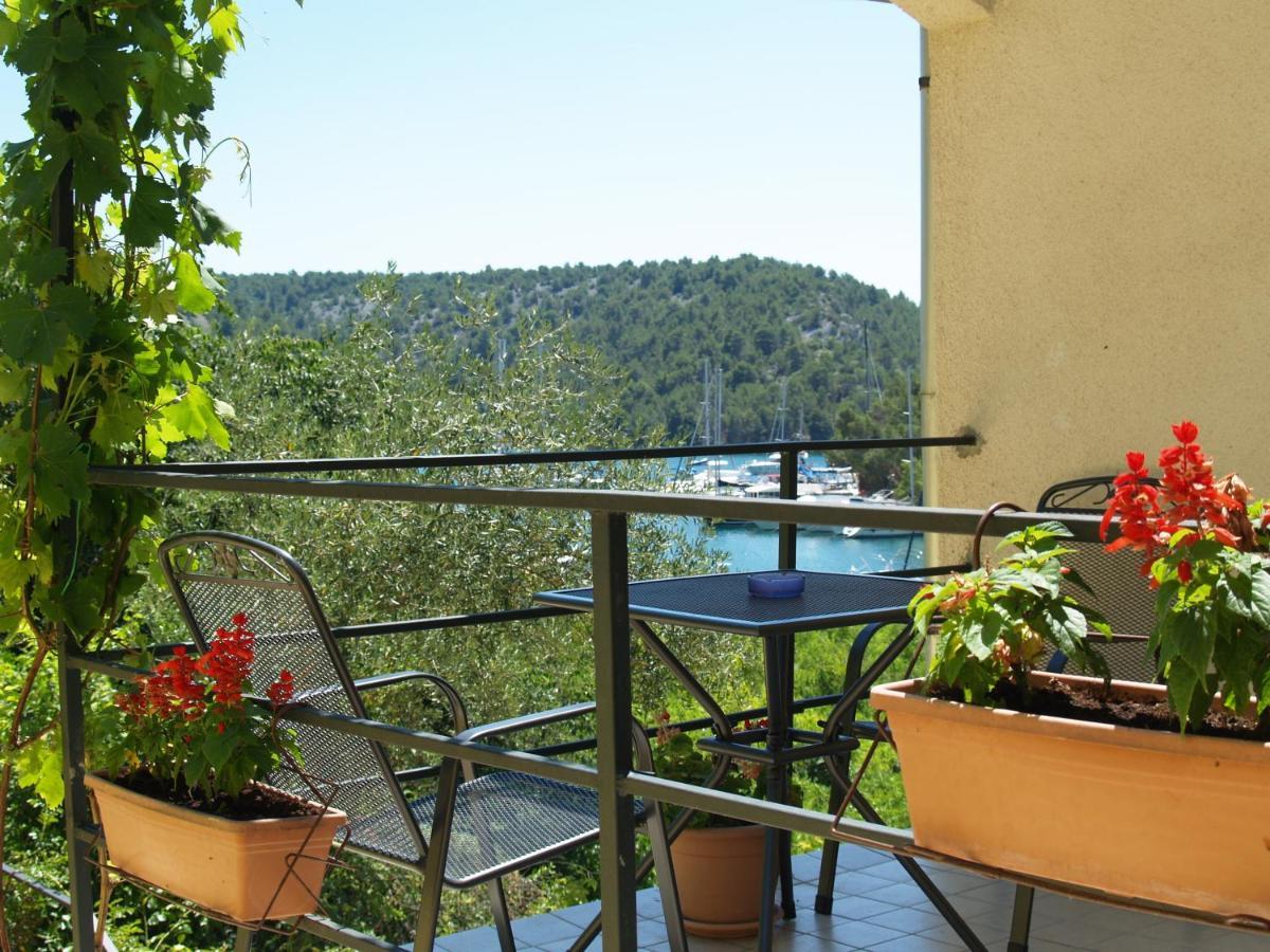 Apartments & Rooms Formenti Skradin Zimmer foto