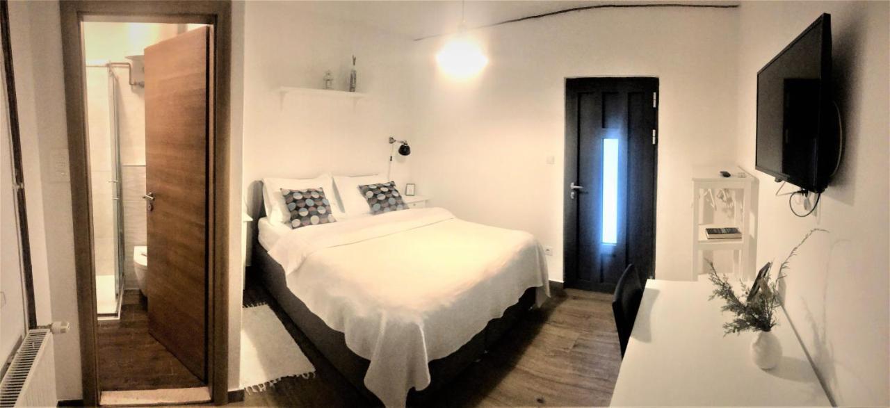 Apartments & Rooms Formenti Skradin Exterior foto