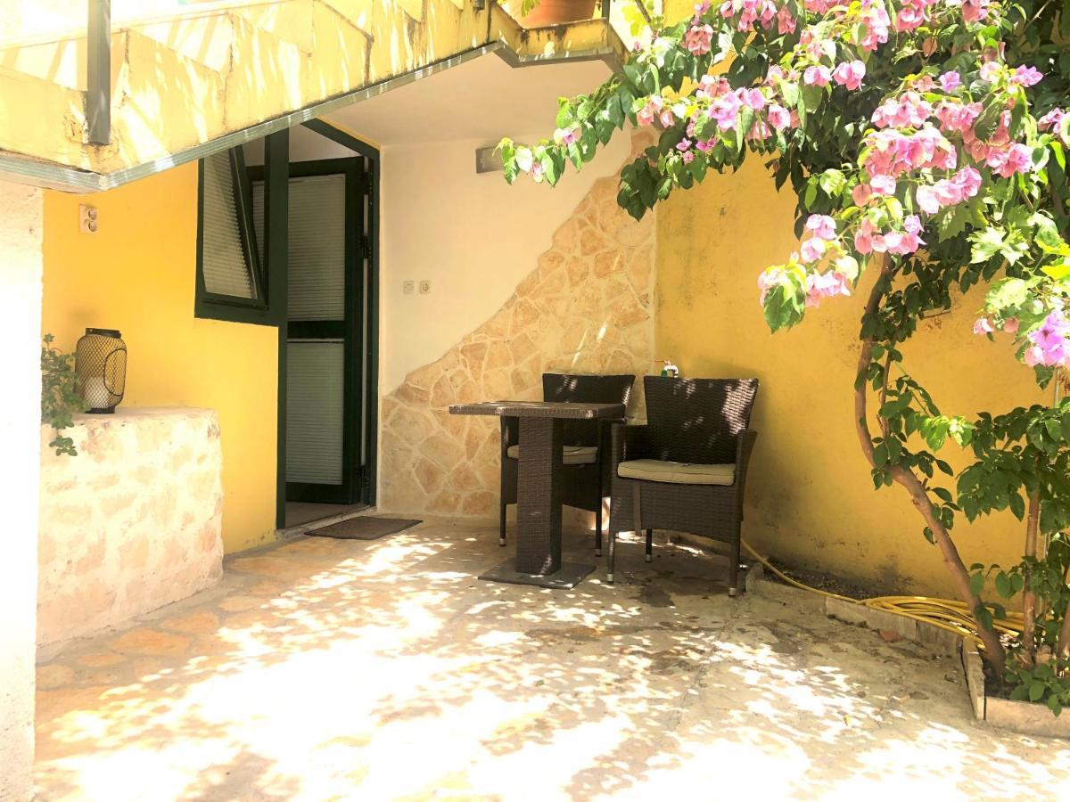 Apartments & Rooms Formenti Skradin Exterior foto
